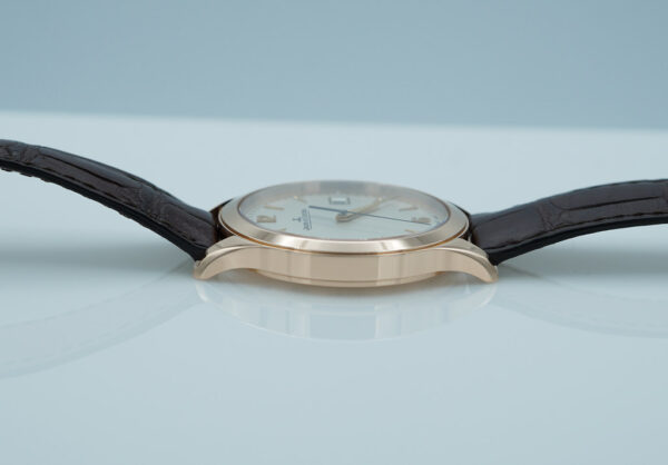Jaeger-LeCoultre MASTER CONTROL DATE ROSE GOLD SILVER DIAL Q1542520 FULL SET Ref: Q1542520