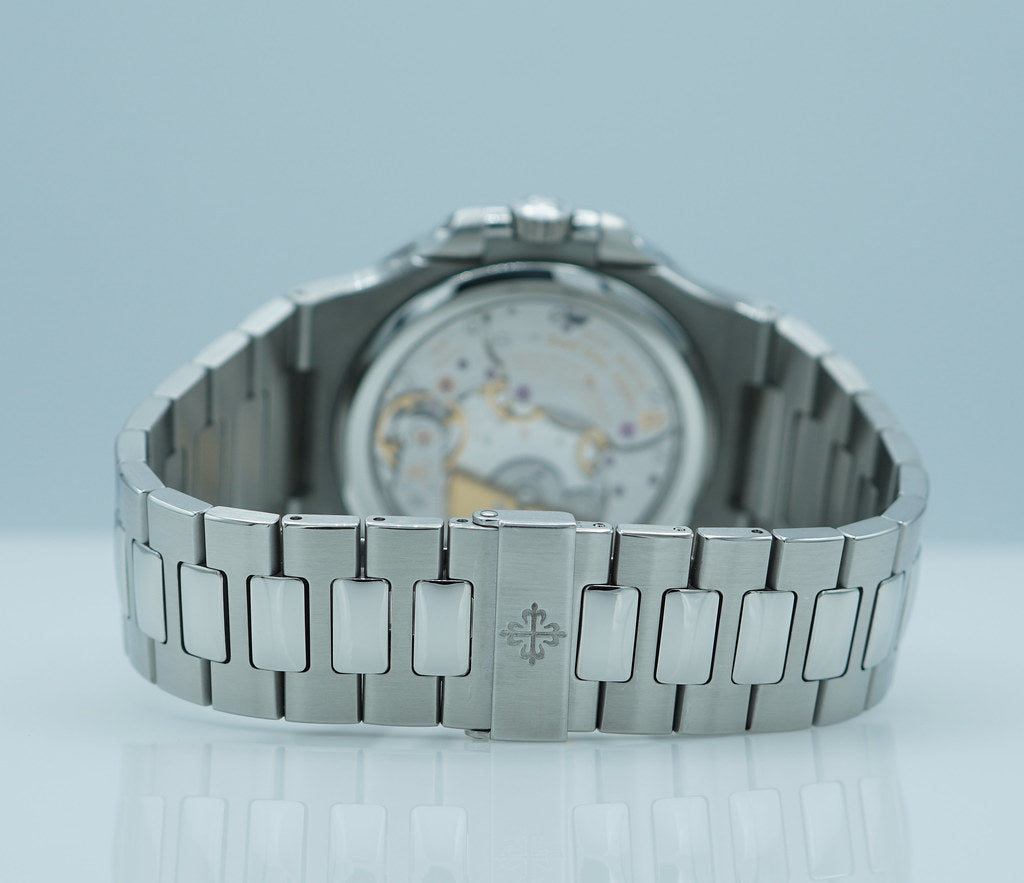 Patek PHILIPPE 5712/1A STAINLESS STEEL NAUTILUS BLUE DIAL MOONPHASE 2022 FULL SET