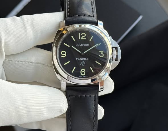 Panerai luminor base logo pam01000