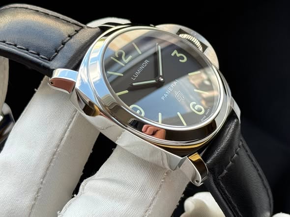 Panerai luminor base logo pam01000